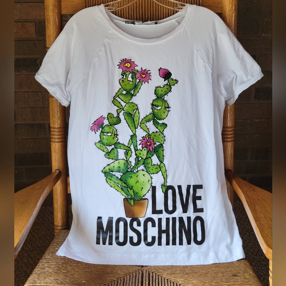 Love Moschino sassy cactus short sleeve t shirt, size 8